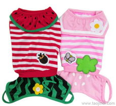 廠家直銷寵物衣服，可愛草莓西瓜裝批發(fā)詳情